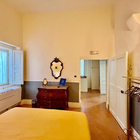 Casa Santangelo Suites ซาแลร์โน ห้อง รูปภาพ
