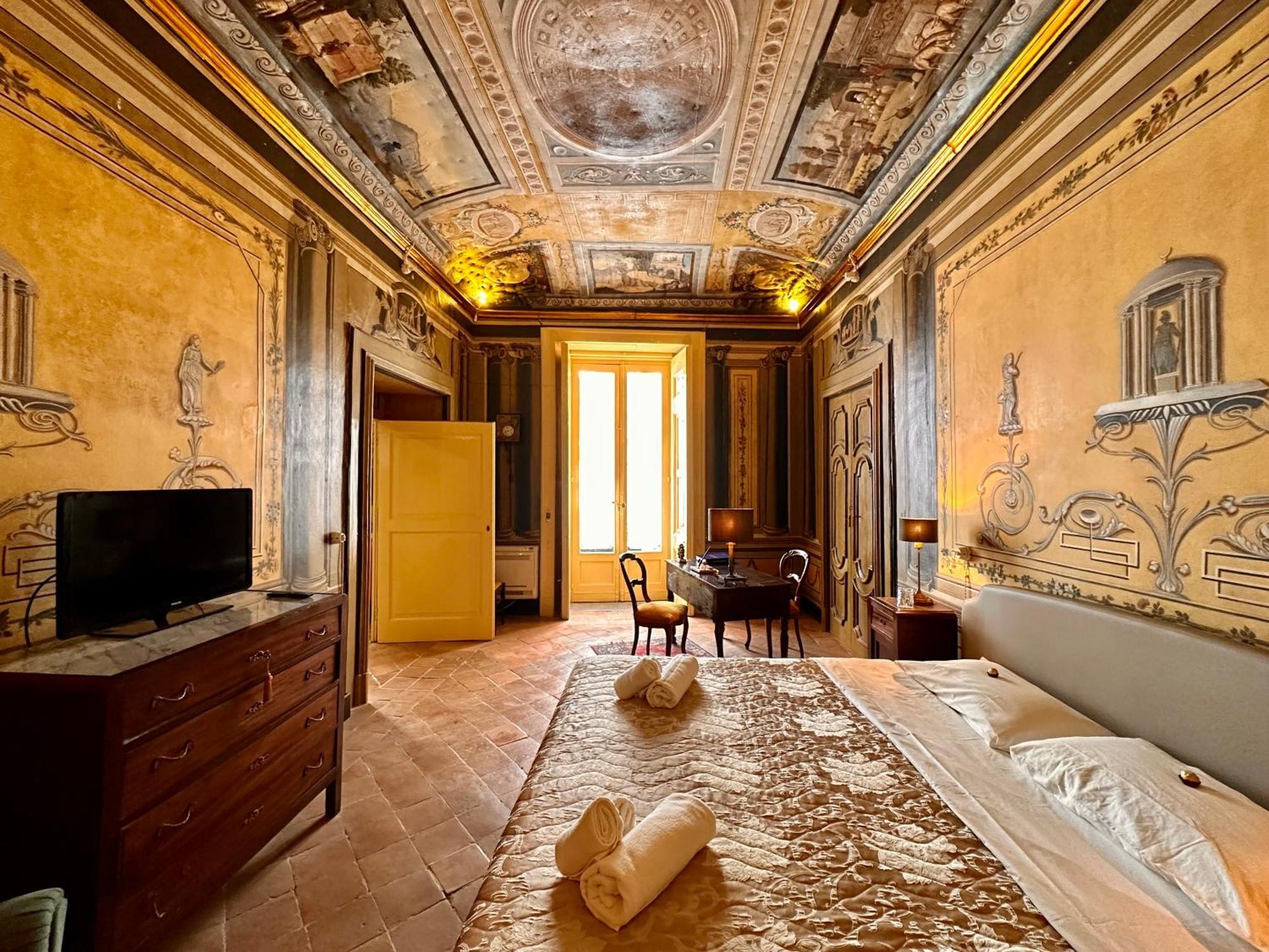 Casa Santangelo Suites ซาแลร์โน ภายนอก รูปภาพ