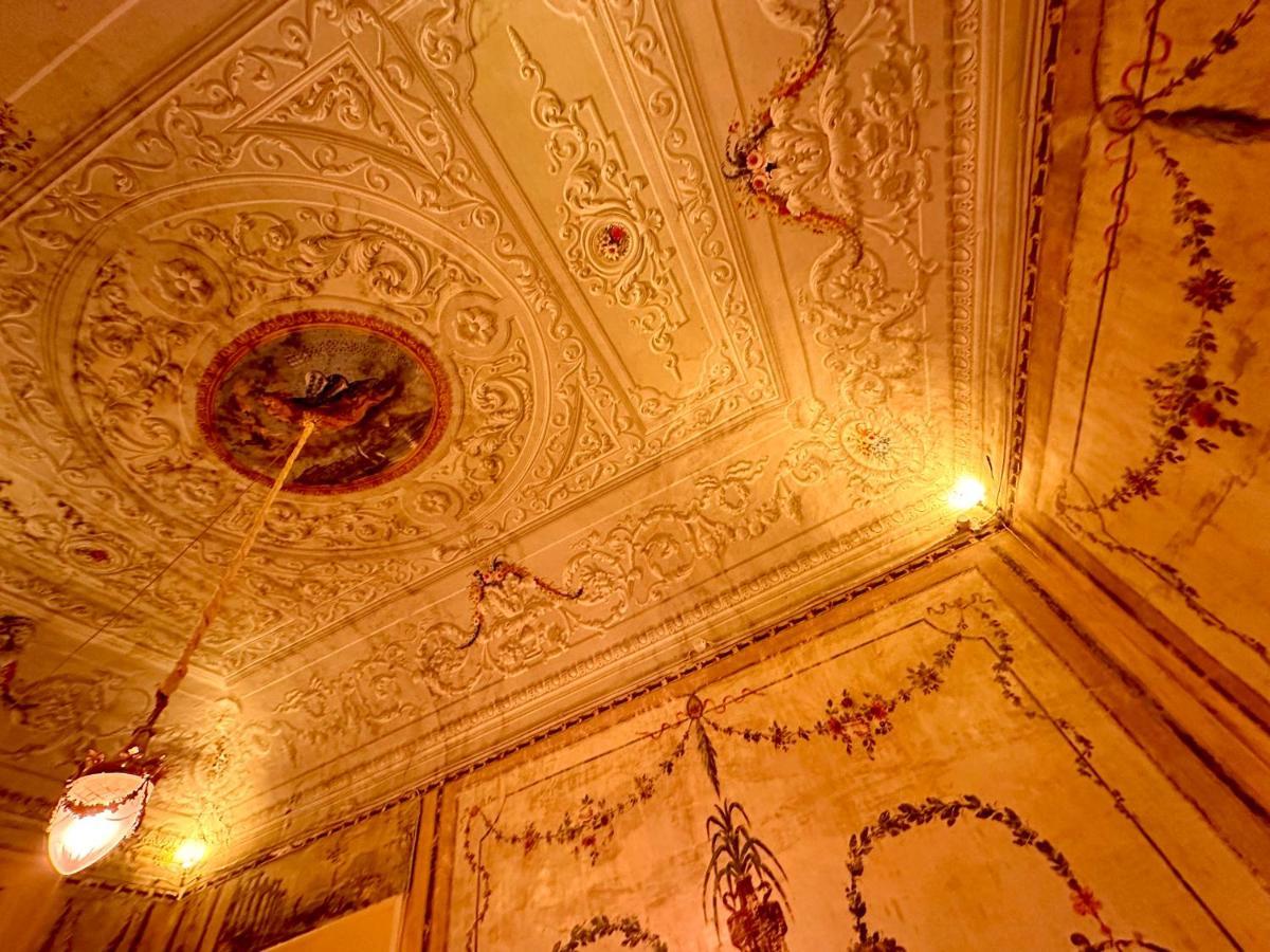 Casa Santangelo Suites ซาแลร์โน ภายนอก รูปภาพ
