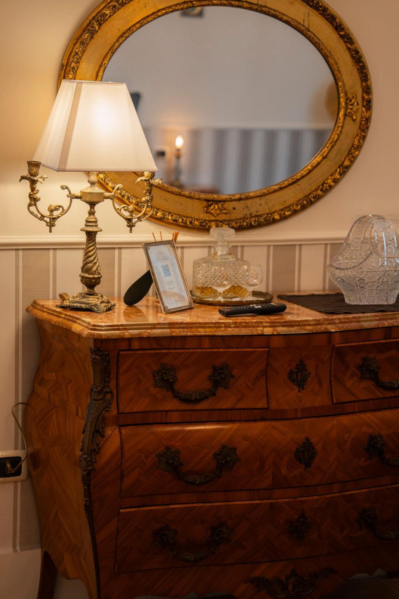 Casa Santangelo Suites ซาแลร์โน ภายนอก รูปภาพ