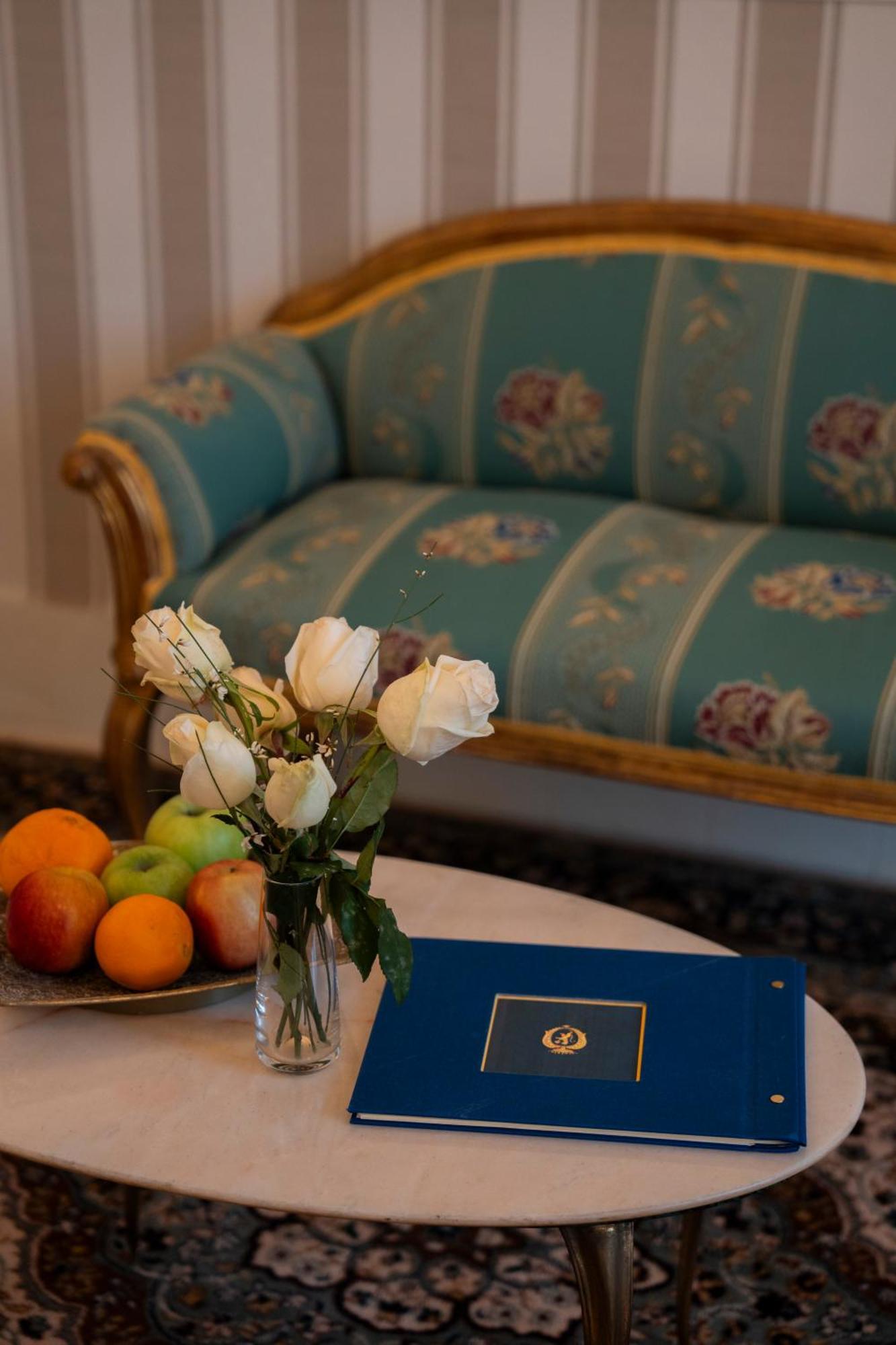 Casa Santangelo Suites ซาแลร์โน ภายนอก รูปภาพ