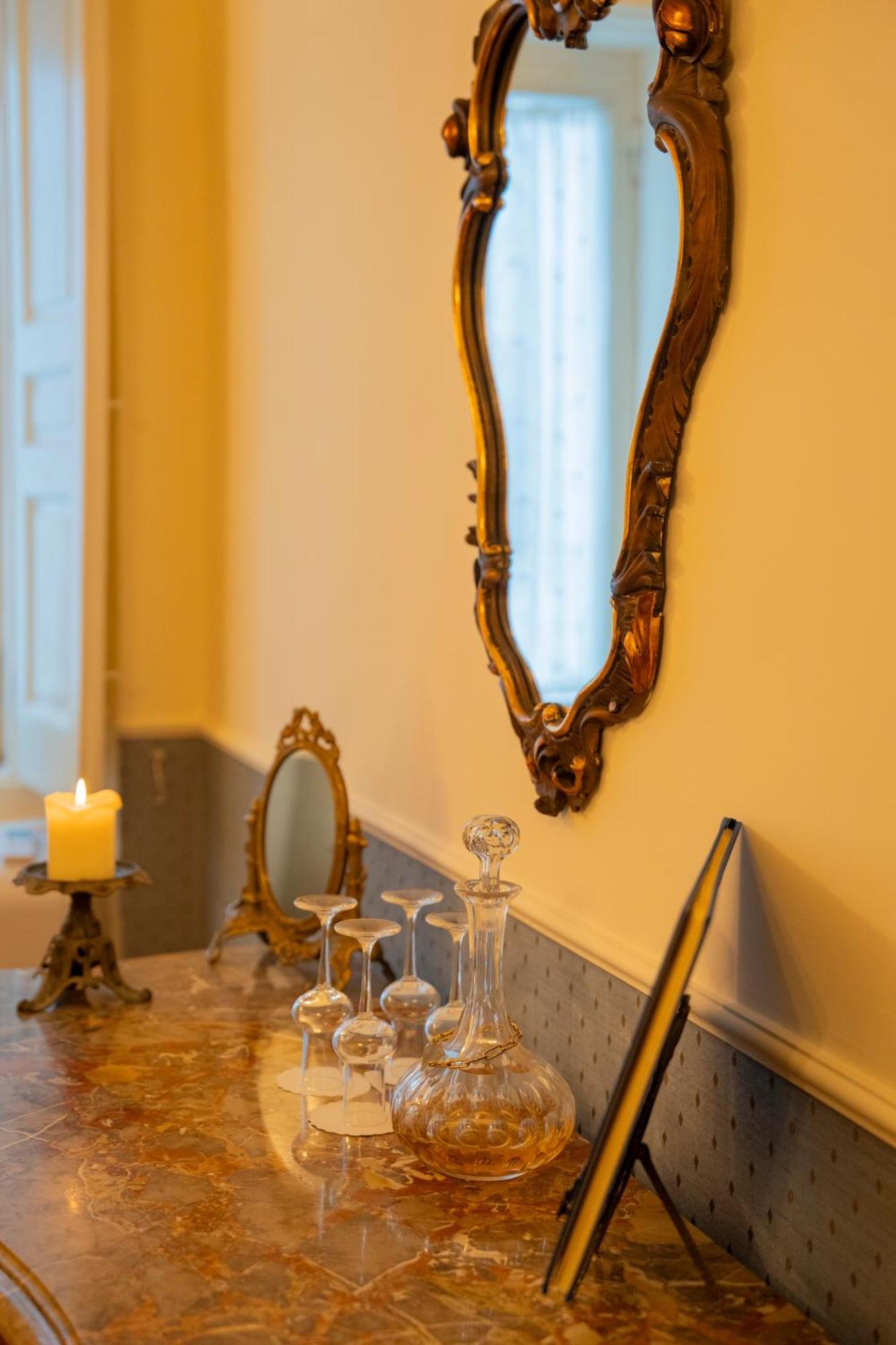 Casa Santangelo Suites ซาแลร์โน ภายนอก รูปภาพ