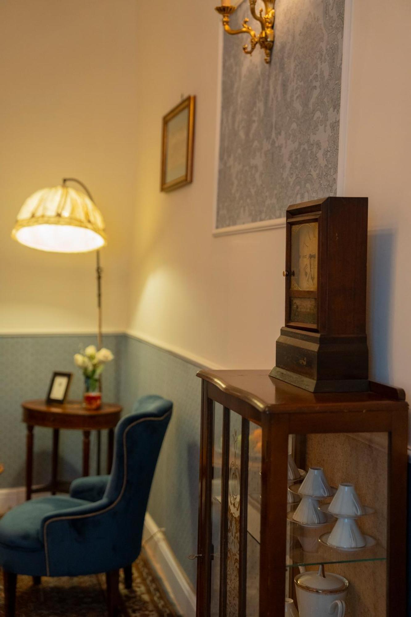 Casa Santangelo Suites ซาแลร์โน ภายนอก รูปภาพ