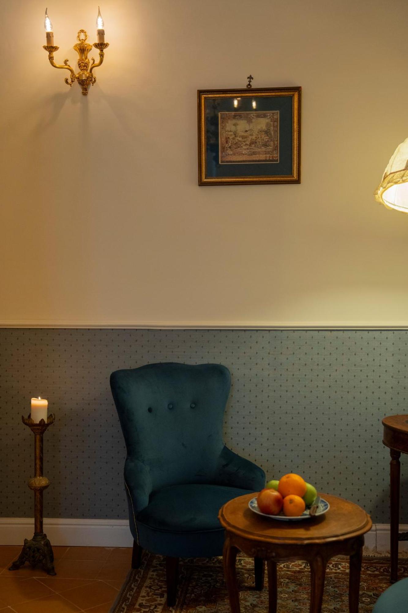 Casa Santangelo Suites ซาแลร์โน ภายนอก รูปภาพ