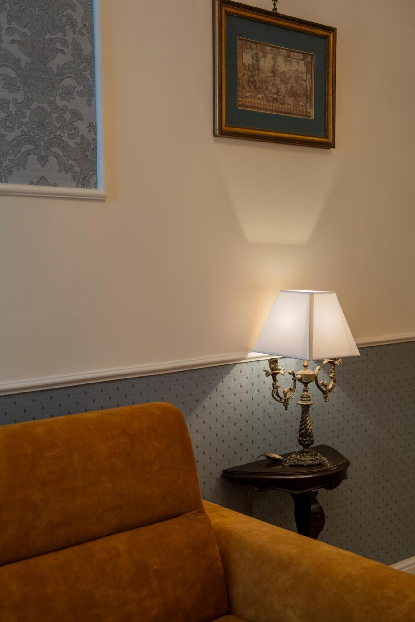 Casa Santangelo Suites ซาแลร์โน ภายนอก รูปภาพ